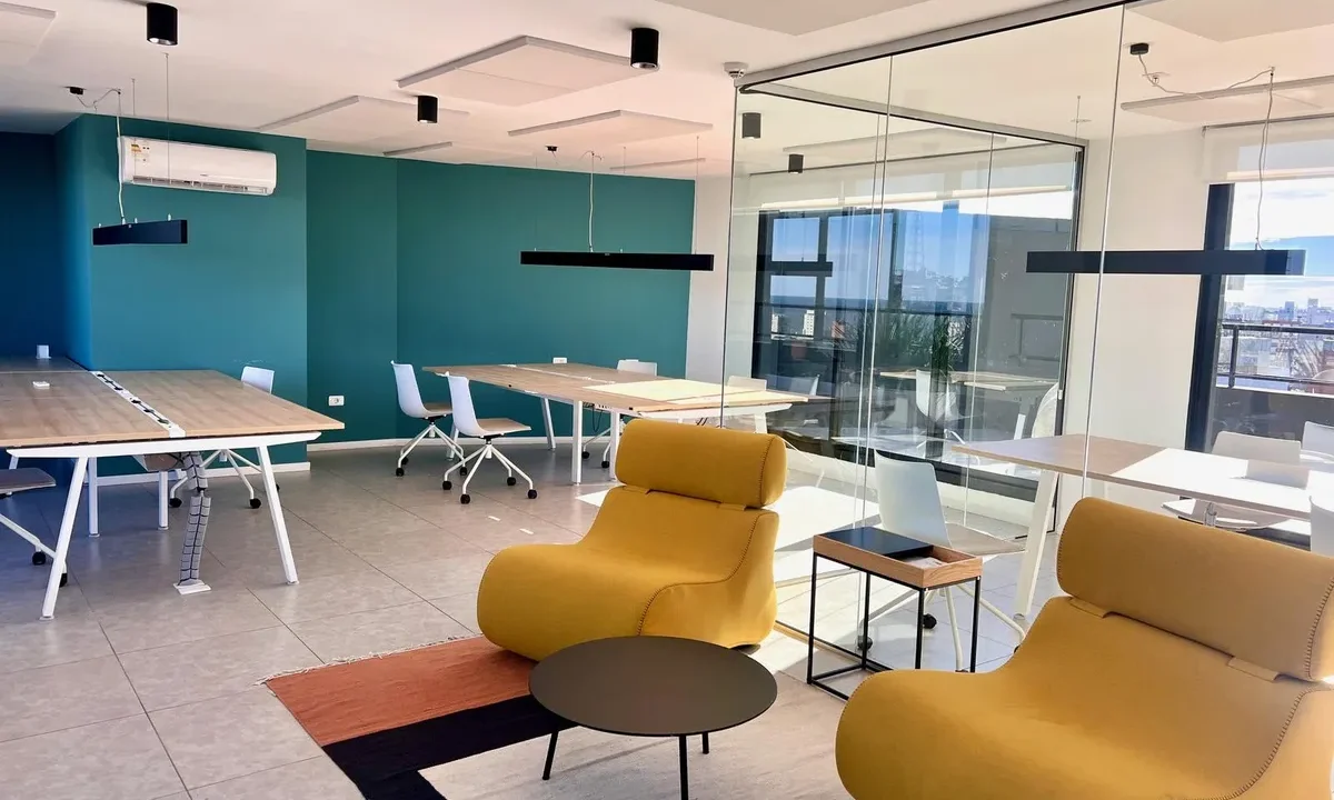 D_679684-MLU98128223441_112025-F